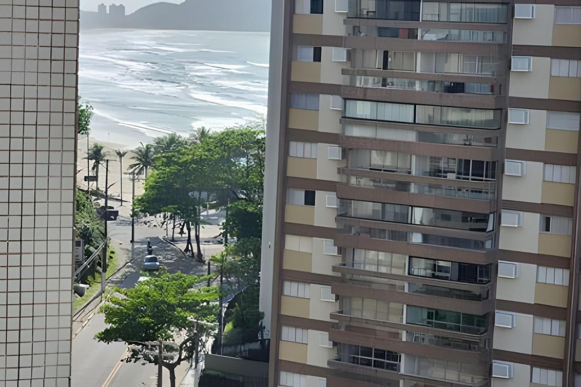Vista-Mar - 3 Suites Com Ar Condicionado E Quarto Casal Com Ar Condicionado - 100M Da Praia Γκουαρούχα Εξωτερικό φωτογραφία
